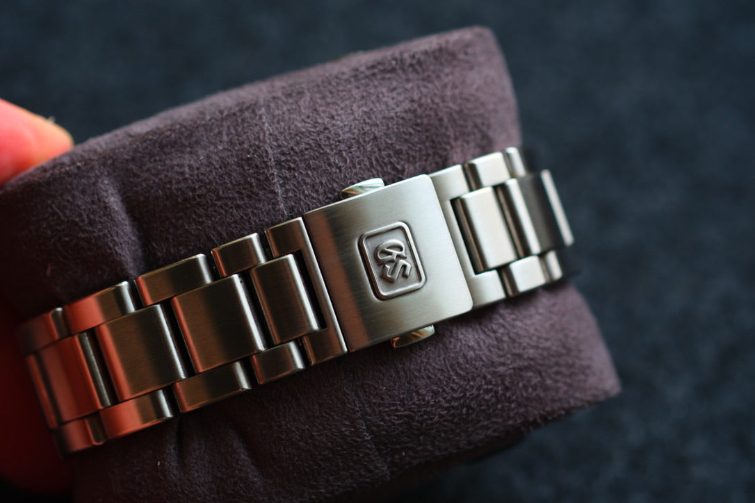 Grand Seiko SBGX093 9F61-0AD0 Sport Watch High Magnetic Resistant Box Manual User Great Condition