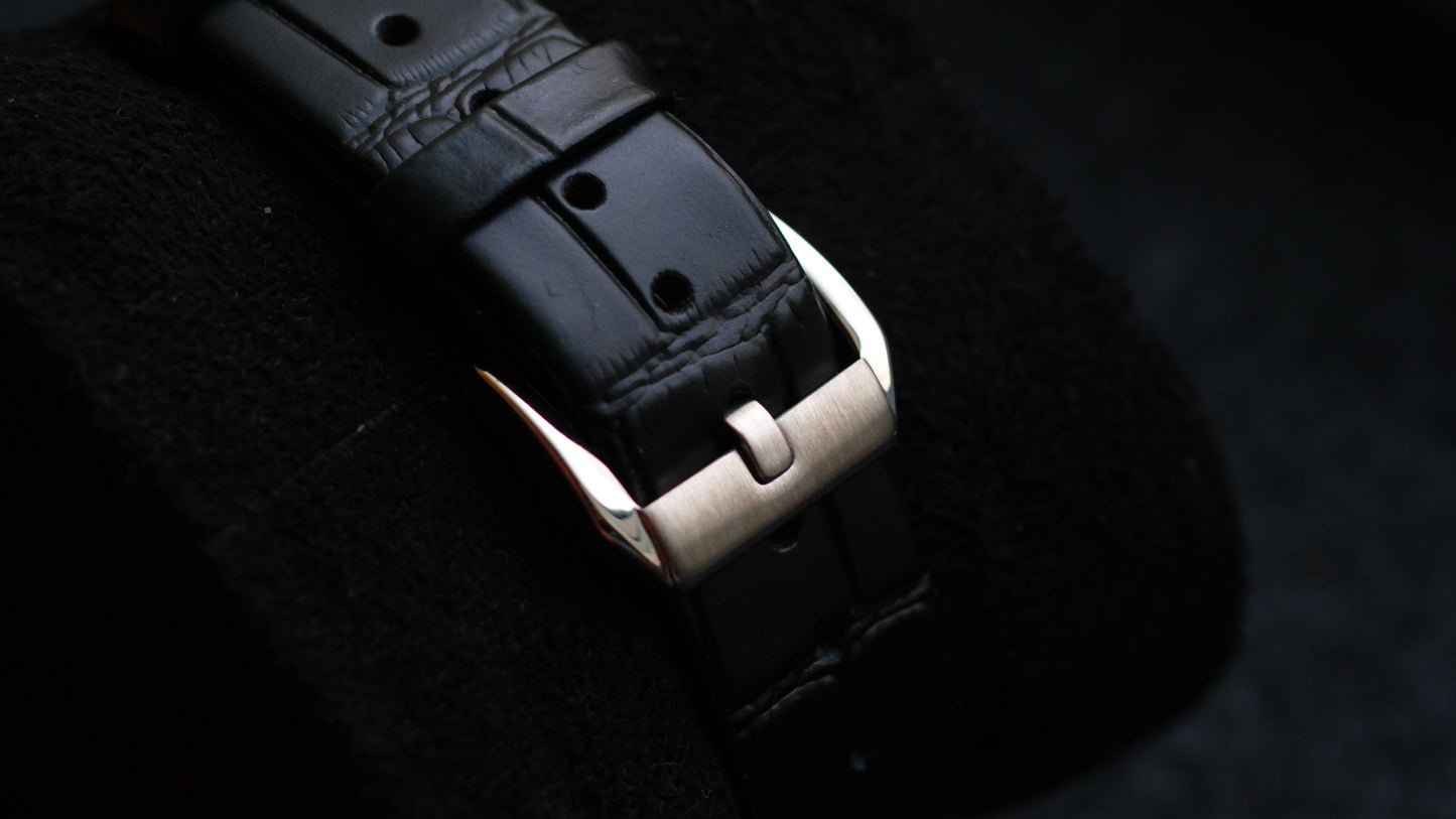 Credor 8N70-6070 Two Bezel 18K Gold Diamond Carson White Dial