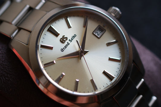 Grand Seiko SBGV221 9F82 40mm Champange Dial Full Box Paper Hang Tag Full Serviced Paper