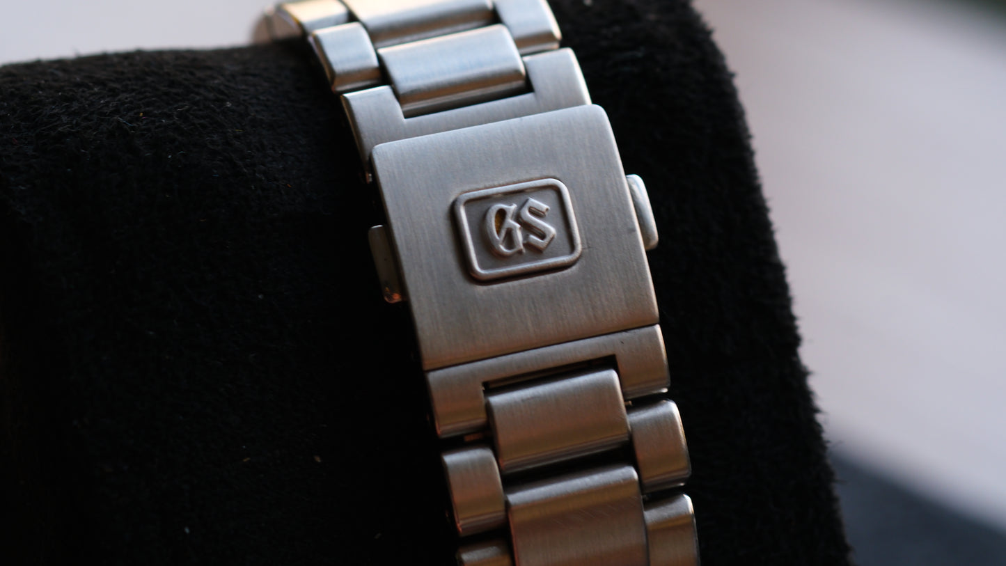 Grand Seiko Spring Drive 9R65-0AG1 Black Dial Excellent Dial Full Serviced