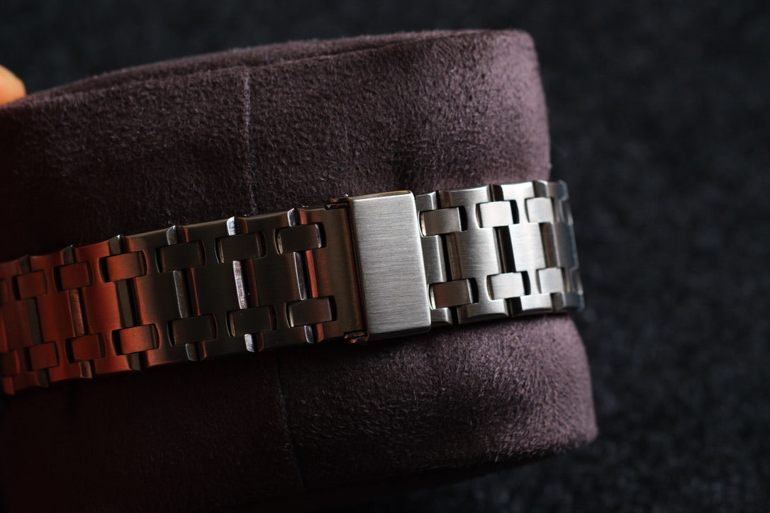 Credor 9661-5000 Twin Quart Gerald Genta 14K Bezel Two tone Rare Near Mint