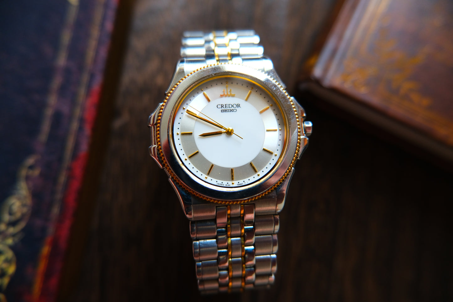 Credor Pacifique Quart 18KT 8j81-6A20