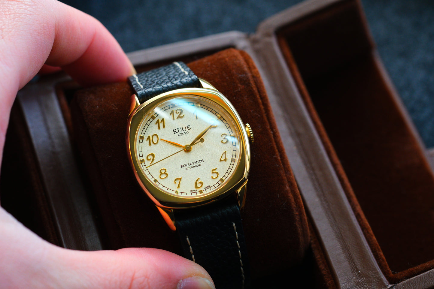 Kuoe Royal Smith 90-008 Gold Full Box Good Condition