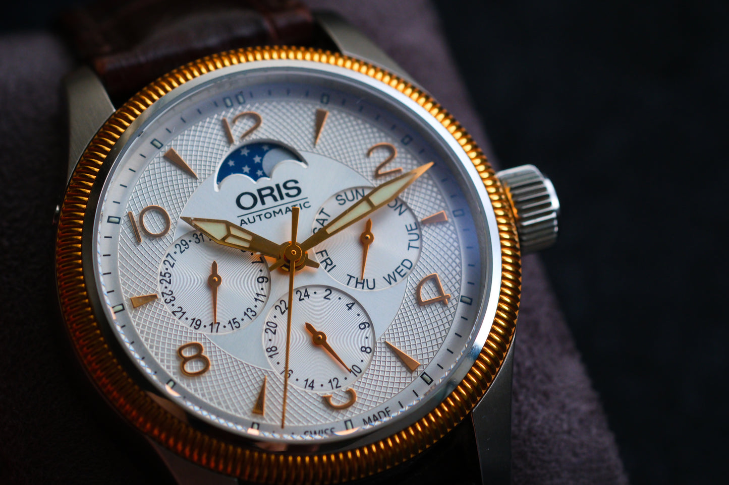 Oris Big Crown Complication Day-Date-GMT Steel Moonphase Guilloche dial Full Box Good Condition