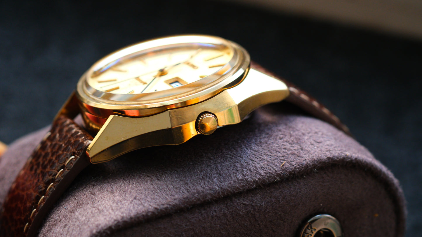 Seiko V.F.A(Very Fine Adjusted) Quartz 3823-7040 Ultra Rare Cap Gold 1970s Full Original Beautifull Dial| Good Condition