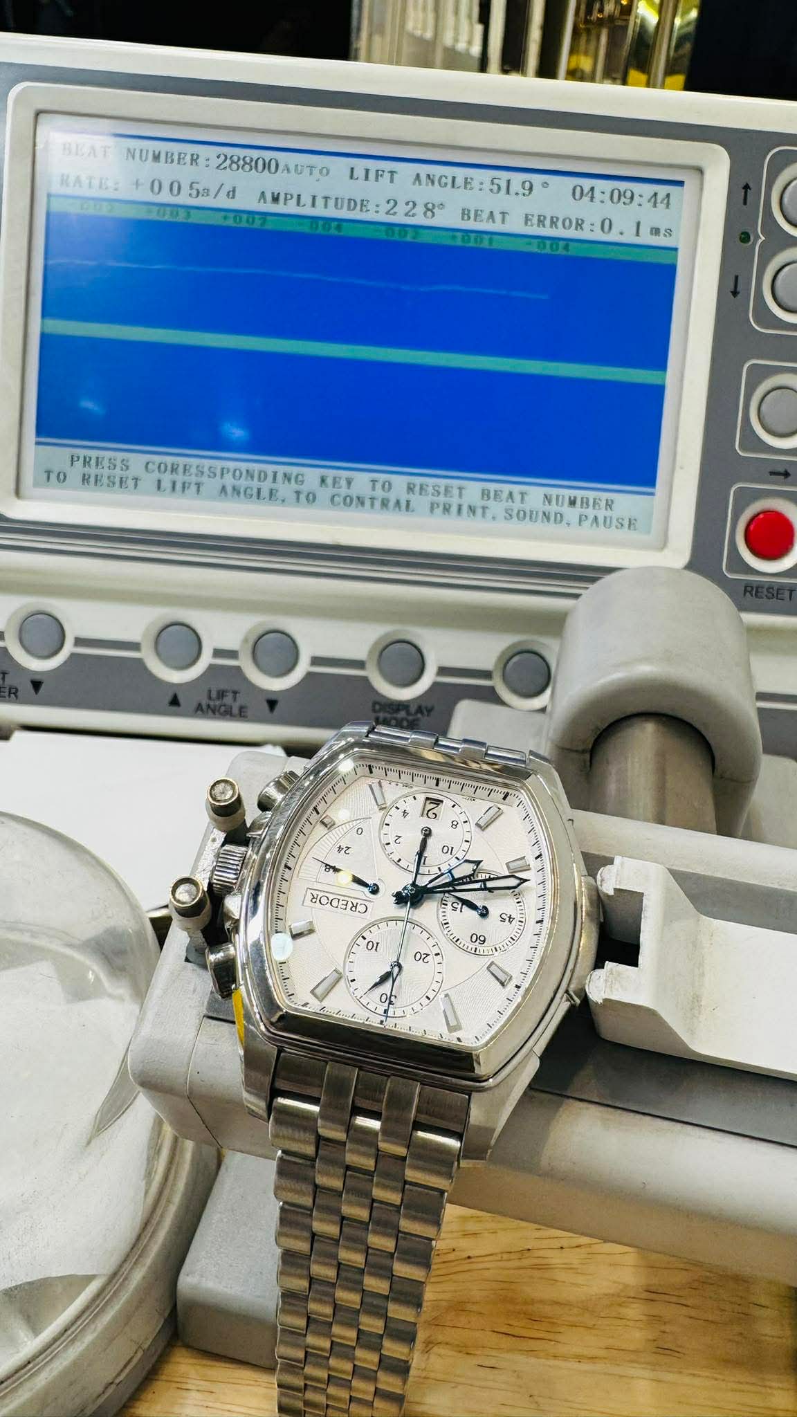 Credor Pacifique Tonneau GCBK993 6s77-00A0 Chrnograph White Dial Blue Hands| Full Serviced| Excellent Condition