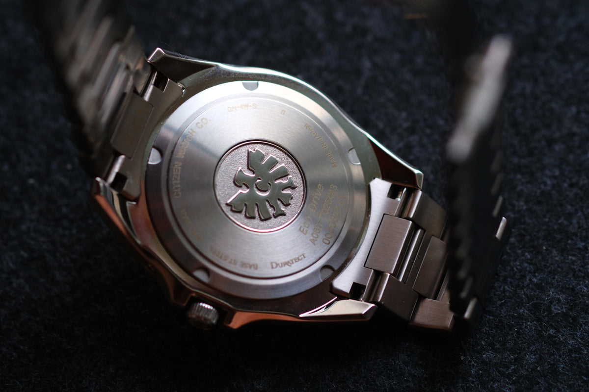 The Citizen AQ4060-50W Eco Drive A060-T026443 Limited Edition 300 MOP Eagle Texture Very Rare Full Box Paper Excelent Condition
