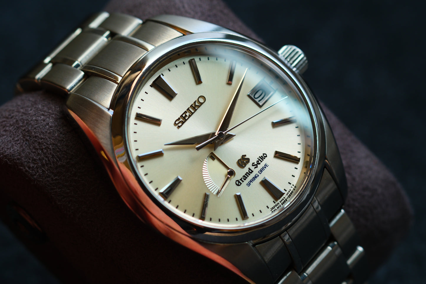 Grand Seiko SBGA001 9R65-00A0 Spring Drive Champagne Dial  | Excellent Condition
