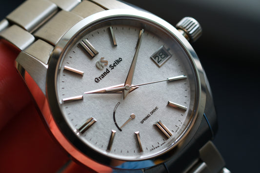 Grand Seiko SBGA465 9R65-0DY0 Spring Drive Early Morning Frost Dial Heritage Collection Full Paper Date 2024 Great Condition