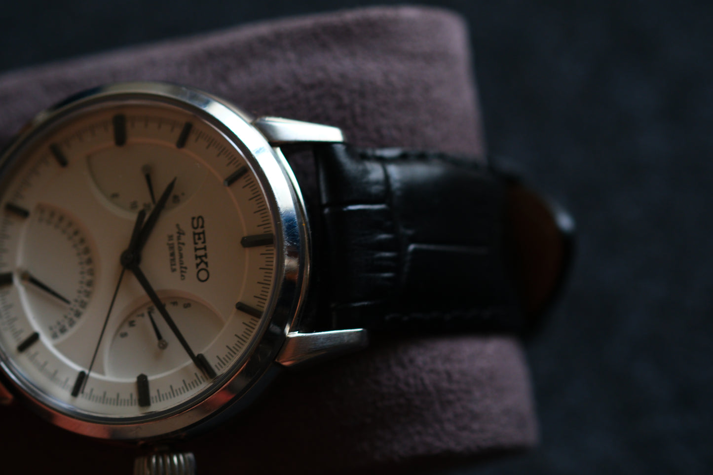Seiko Pressage SARD009 6R24-00C0 Retrograde White Cream Dial Great Condition
