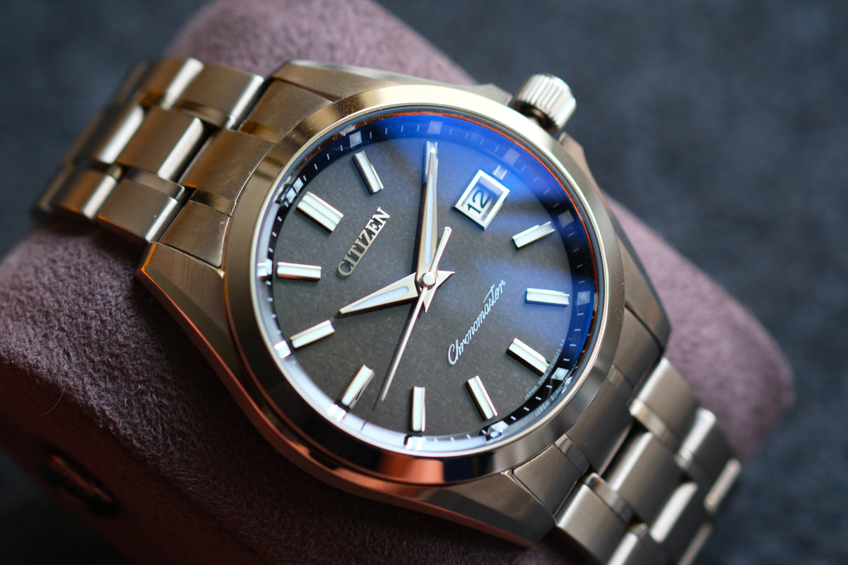 The Citizen Chrnomaster A060-T024271 Eco Drive Full Titanium Black Washi Dial Great Condition