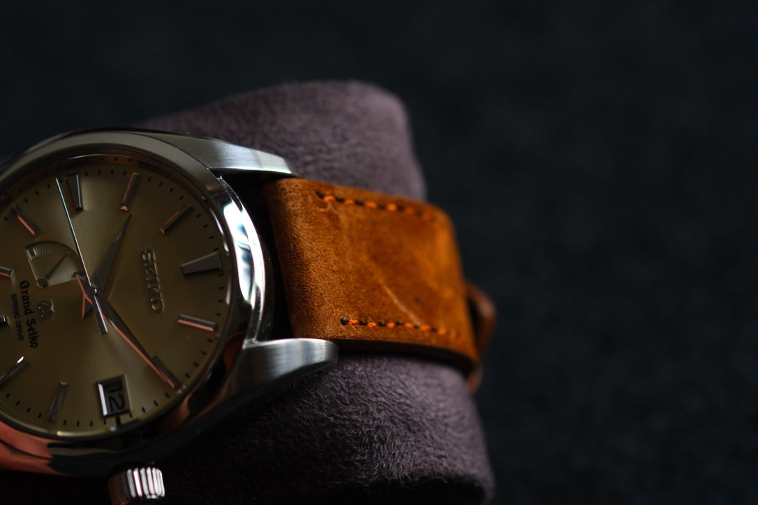 Grand Seiko SBGA001 9R65-00A0 Spring Drive Champagne Dial Excellent Condition