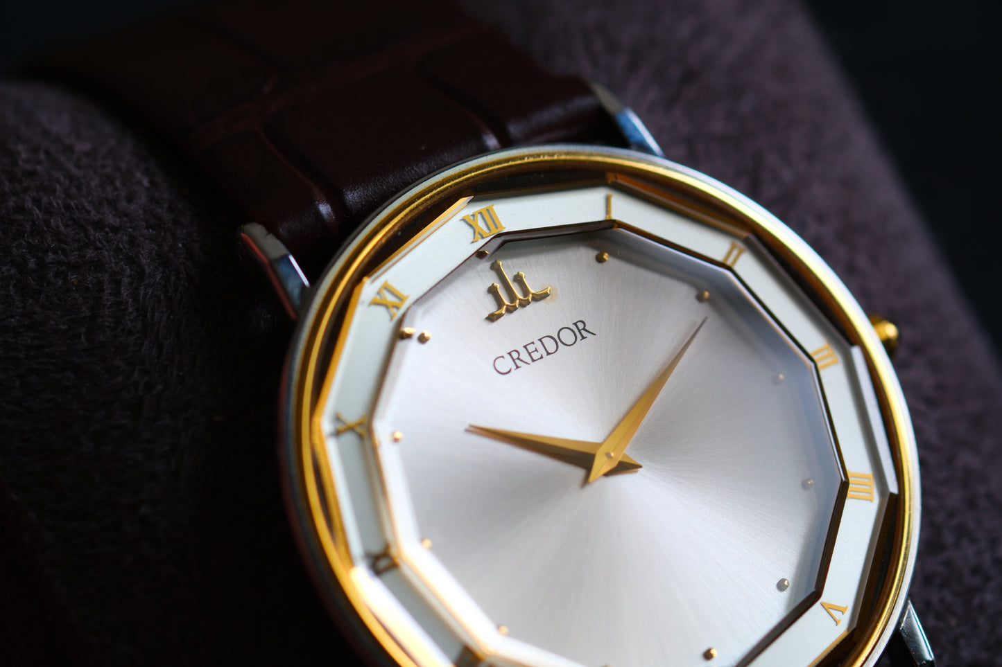 Credor 2F70-0290 SS/18KT Polygonal crystal design Beautiful Design White Dial