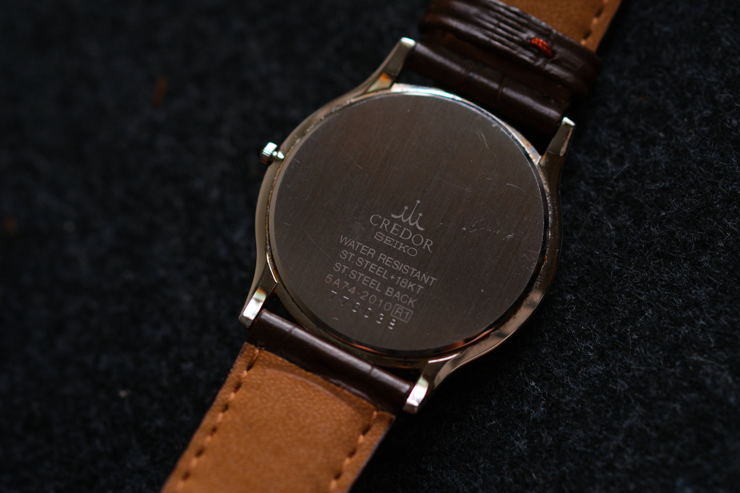 Credor 5A74-2010 JDM Ultra-Slim Dress Watch White Two tone Dial Vintage Style 18KWG Bezel Good Condition