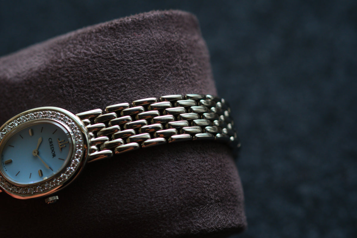 Credor Signo GSTE951 1E70-0AB0 Lady Ice Blue Mop Dial 28 Diamon P Bezel Excellent Condition