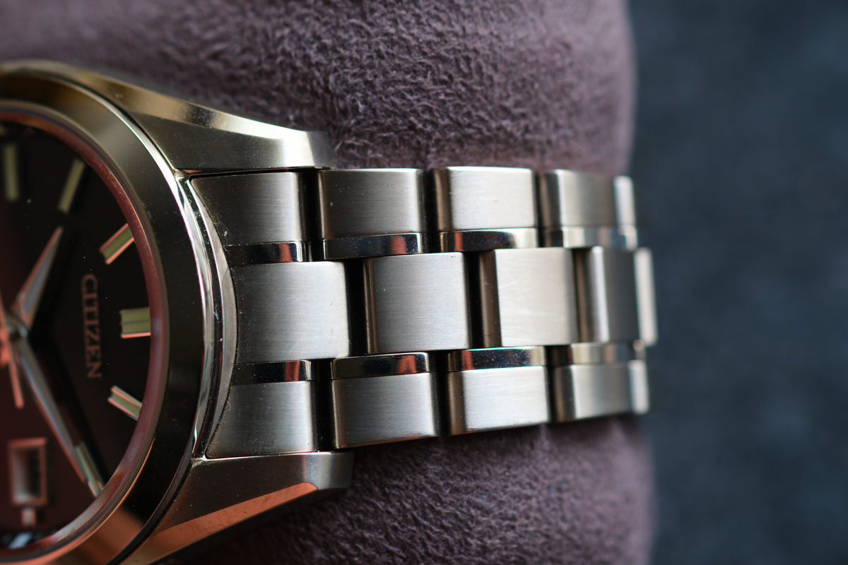 The Citizen Chrnomaster A060-T024271 Eco Drive Full Titanium Black Washi Dial Great Condition