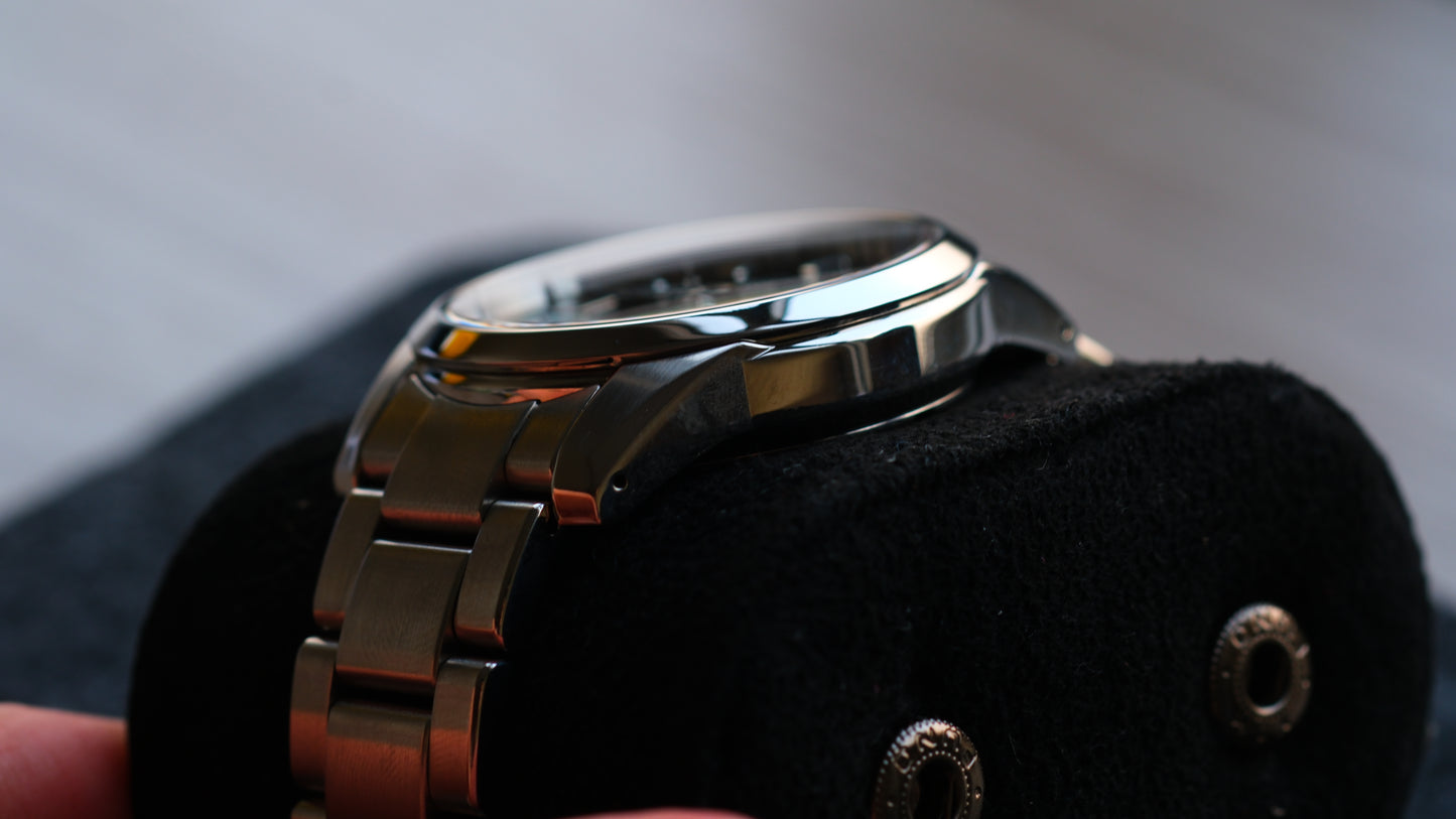 Grand Seiko Spring Drive 9R65-0AG1 Black Dial Excellent Dial Full Serviced