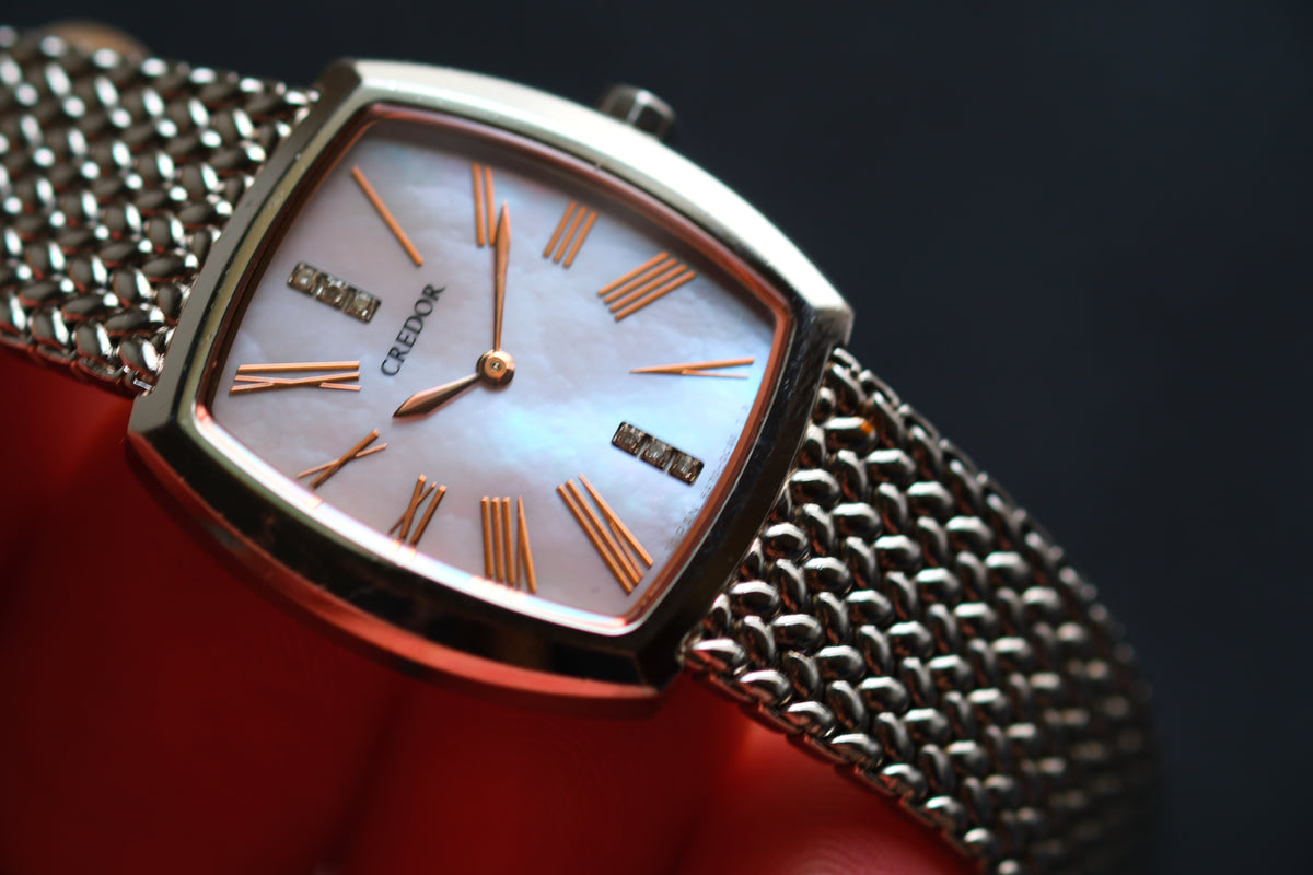 Credor Lady 5A70-0BC0 White Pink Mop 6 Diamond Dial Good Condition