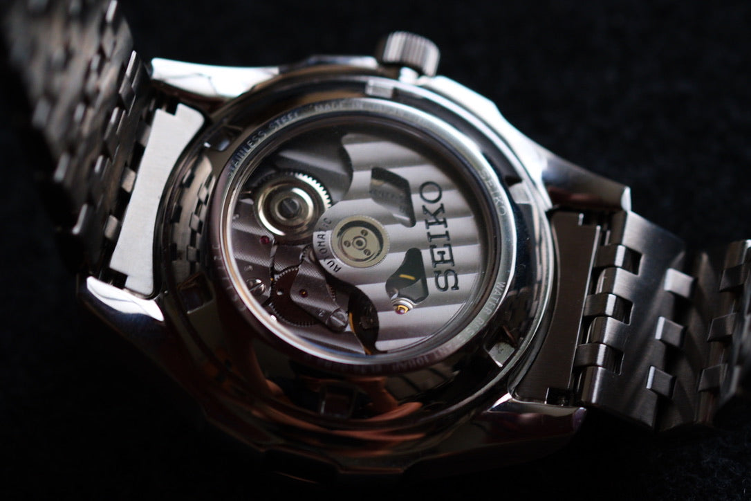 Credor Signo GCBZ999 8L36-00B0 GMT Limited 150p White Mop Dial Super rare