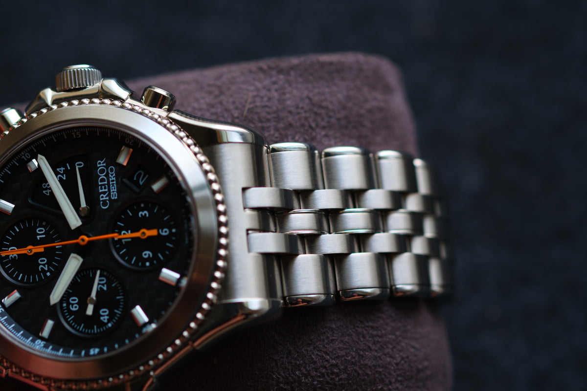 Credor Pacifique GCBK997 6S77-0A10 Chrnograph Limited 2000 Rare Carbon Dial Full Box Paper NOS Condition