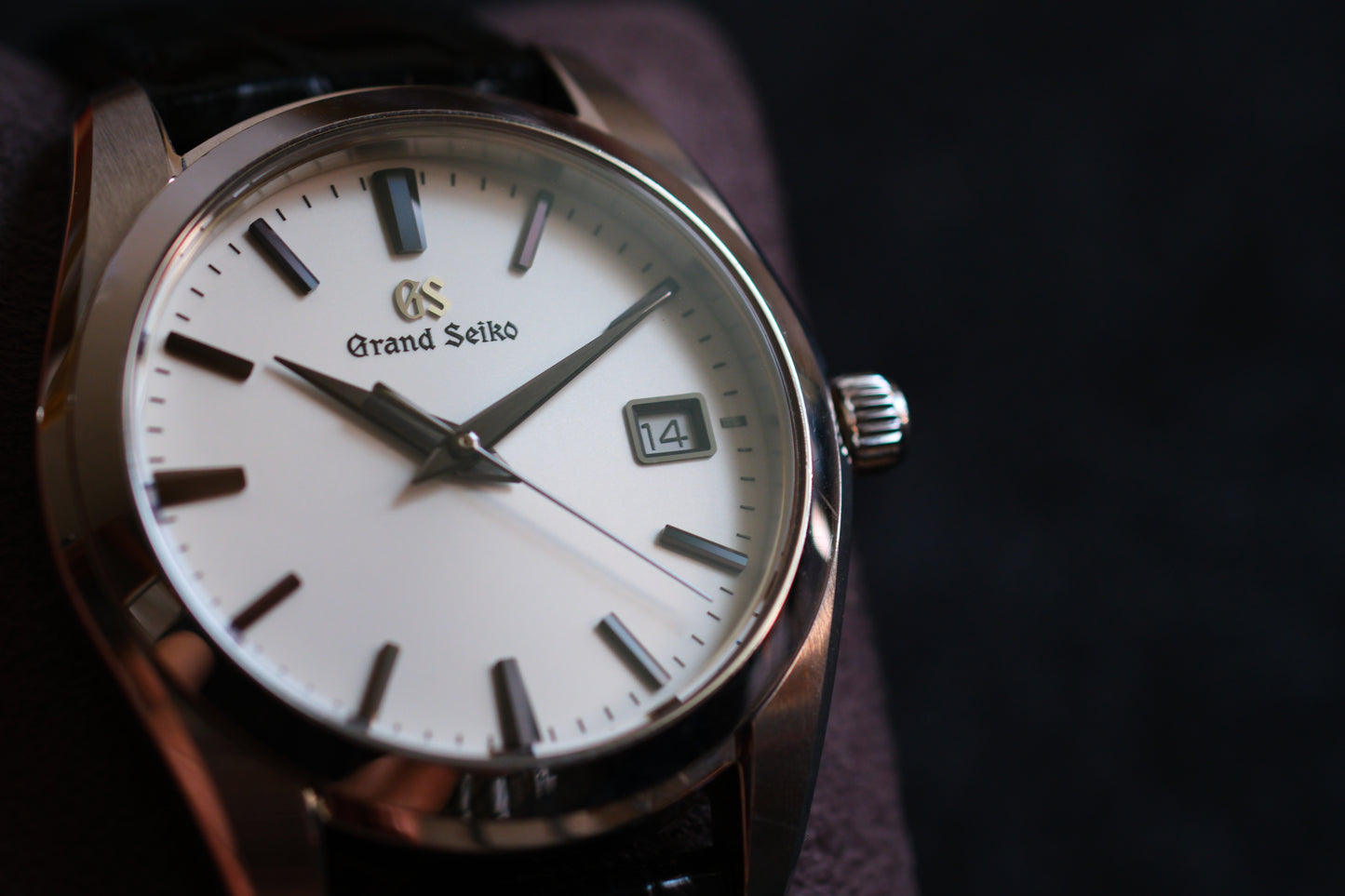 Grand Seiko SBGX295 9F62-0AB0 Discontinued JDM Dark Gray Markers and Hands Good Condition