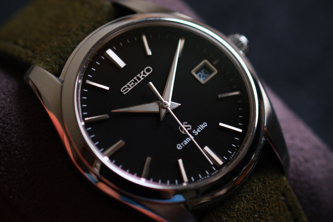 Grand Seiko SBGX061 9F62-0AB0 37mm Black Dial Good Condition