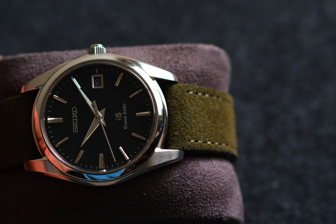 Grand Seiko SBGX061 9F62-0AB0 37mm Black Dial Good Condition