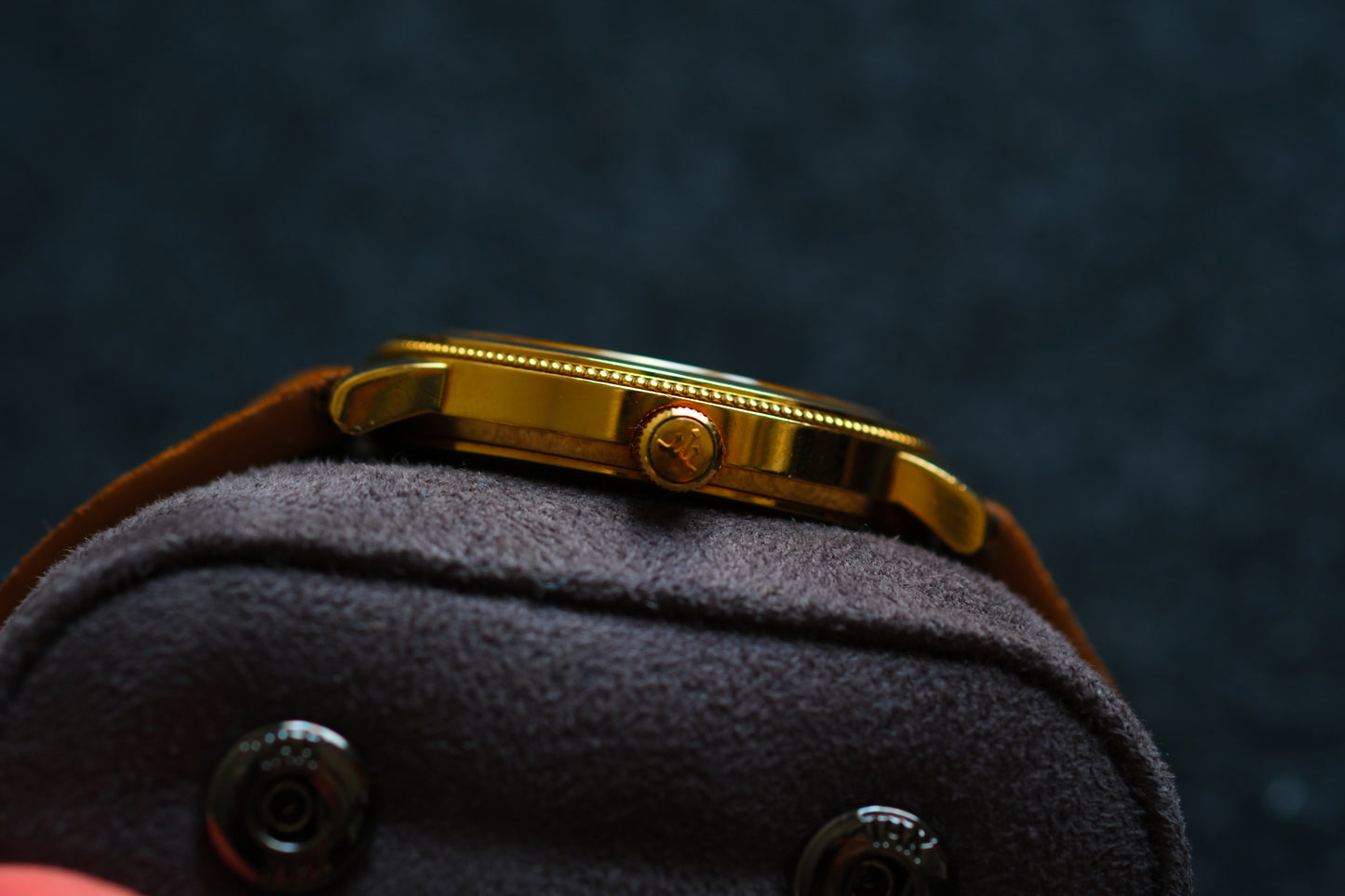 Credor GBAY996 4S79-0010 Full Solid 18K Gold Beautiful Texture Dial Dress watch Good Condition