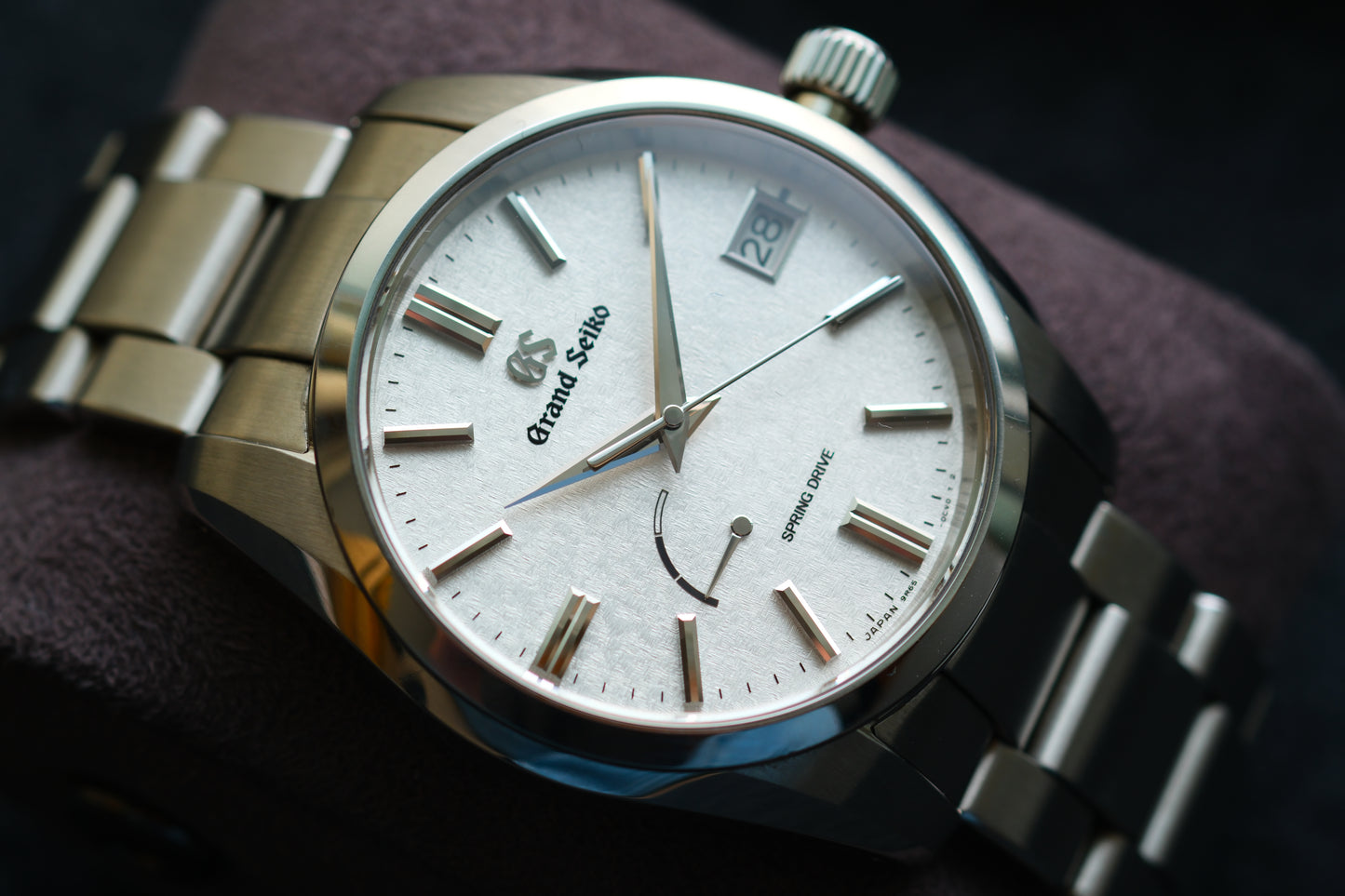 Grand Seiko SBGA465 9R65-0DY0 Spring Drive Early Morning Frost Dial Heritage Collection Full Paper Date 2024 Great Condition