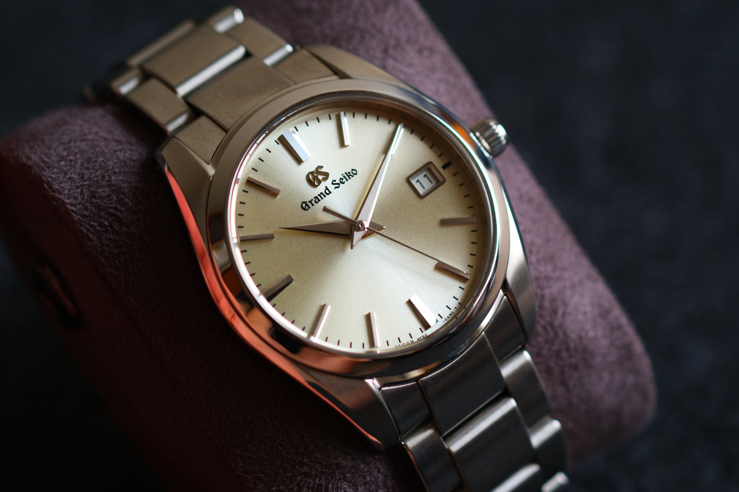Grand Seiko SBGX263 9F62 Heritage 37mm Champange Dial Full Box Limited Card Excellent Condition