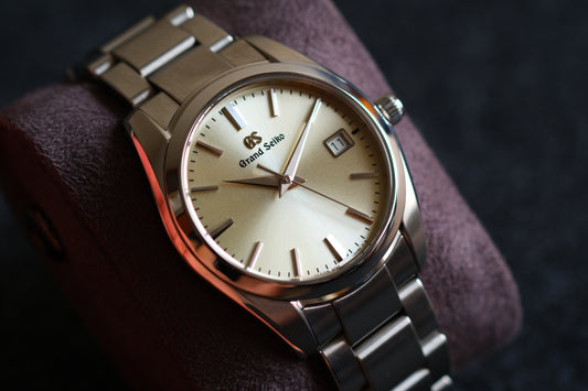 Grand Seiko SBGX263 9F62 Heritage 37mm Champange Dial Full Box Limited Card Excellent Condition