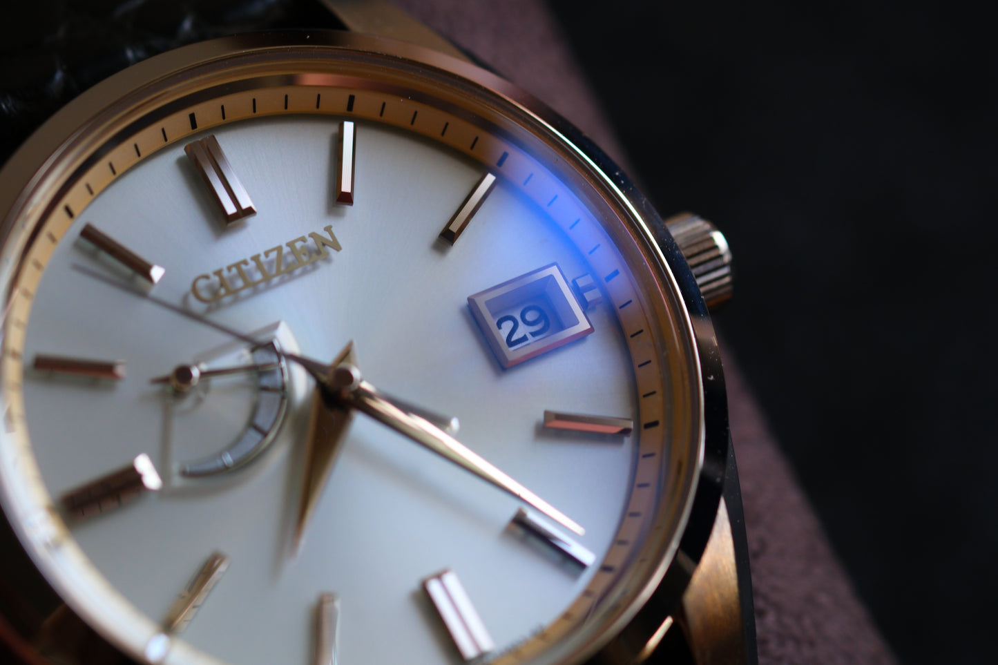 The Citizen AQ1010-03A/A010-T018530 Eco Drive Full Box Paper White Dial