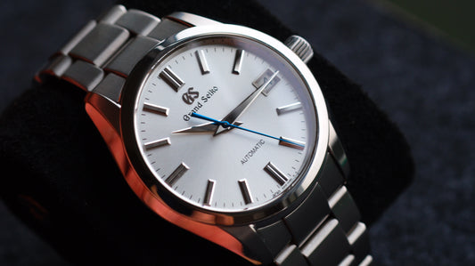 Grand Seiko SBGR307 9S68 Heritage new GS Logo Version White Dial Excellent Condition Full Box