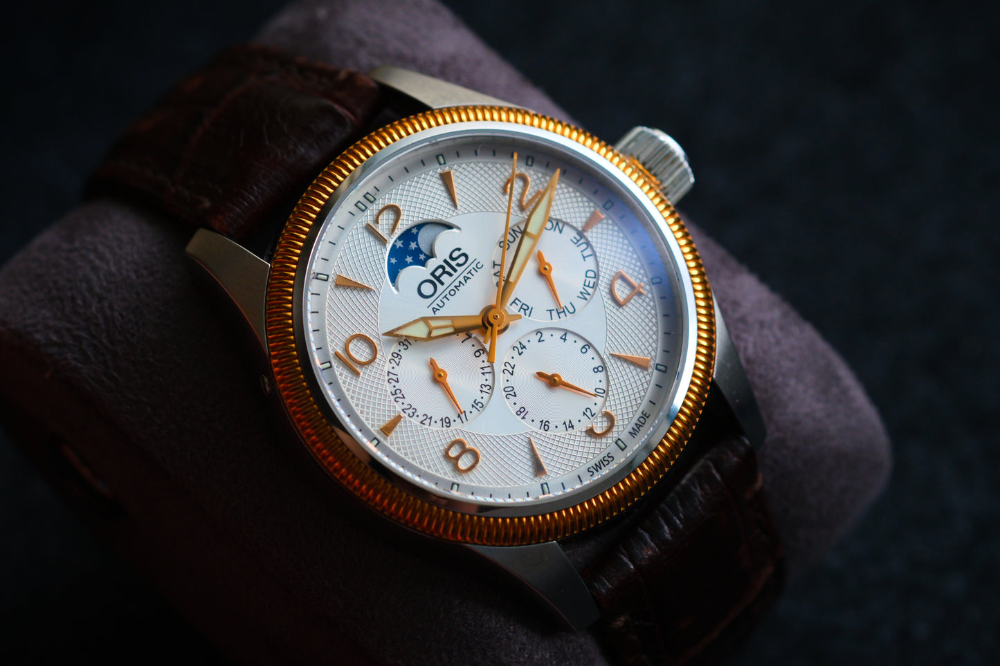 Oris Big Crown Complication Day-Date-GMT Steel Moonphase Guilloche dial Full Box Good Condition