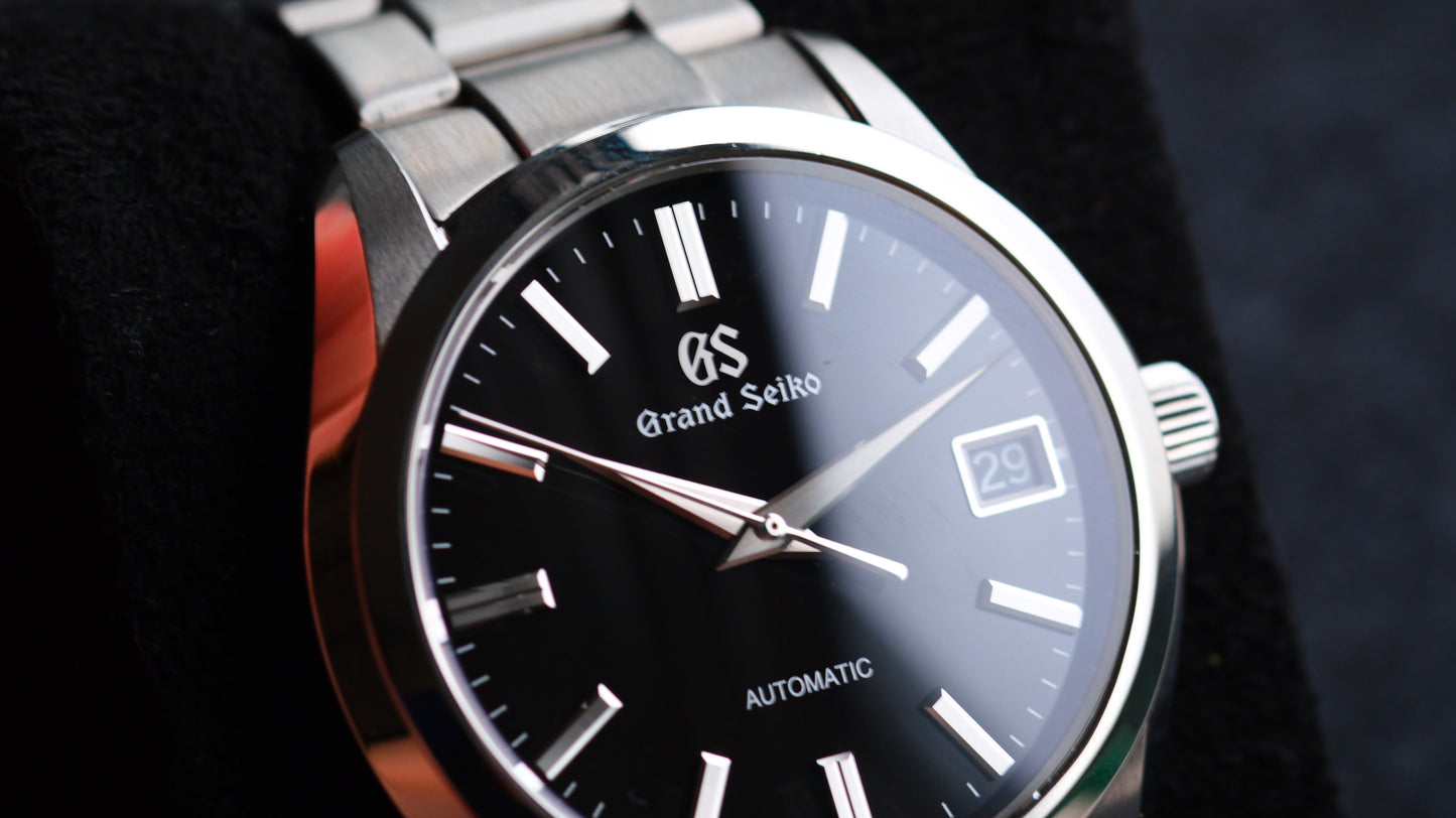 Grand Seiko SBGR309 9S68-00B0 Heritage new GS Logo Version Black Dial Good Condition