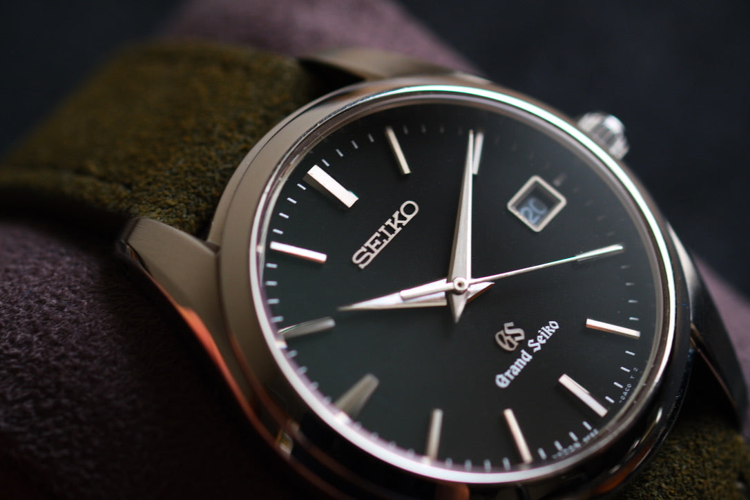 Grand Seiko SBGX061 9F62-0AB0 37mm Black Dial Good Condition