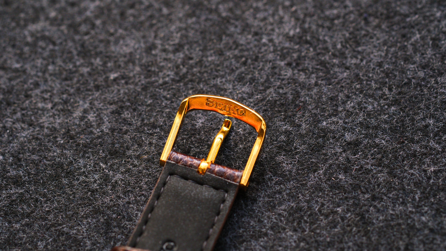 Seiko V.F.A(Very Fine Adjusted) Quartz 3823-7040 Ultra Rare Cap Gold 1970s Full Original Beautifull Dial| Good Condition