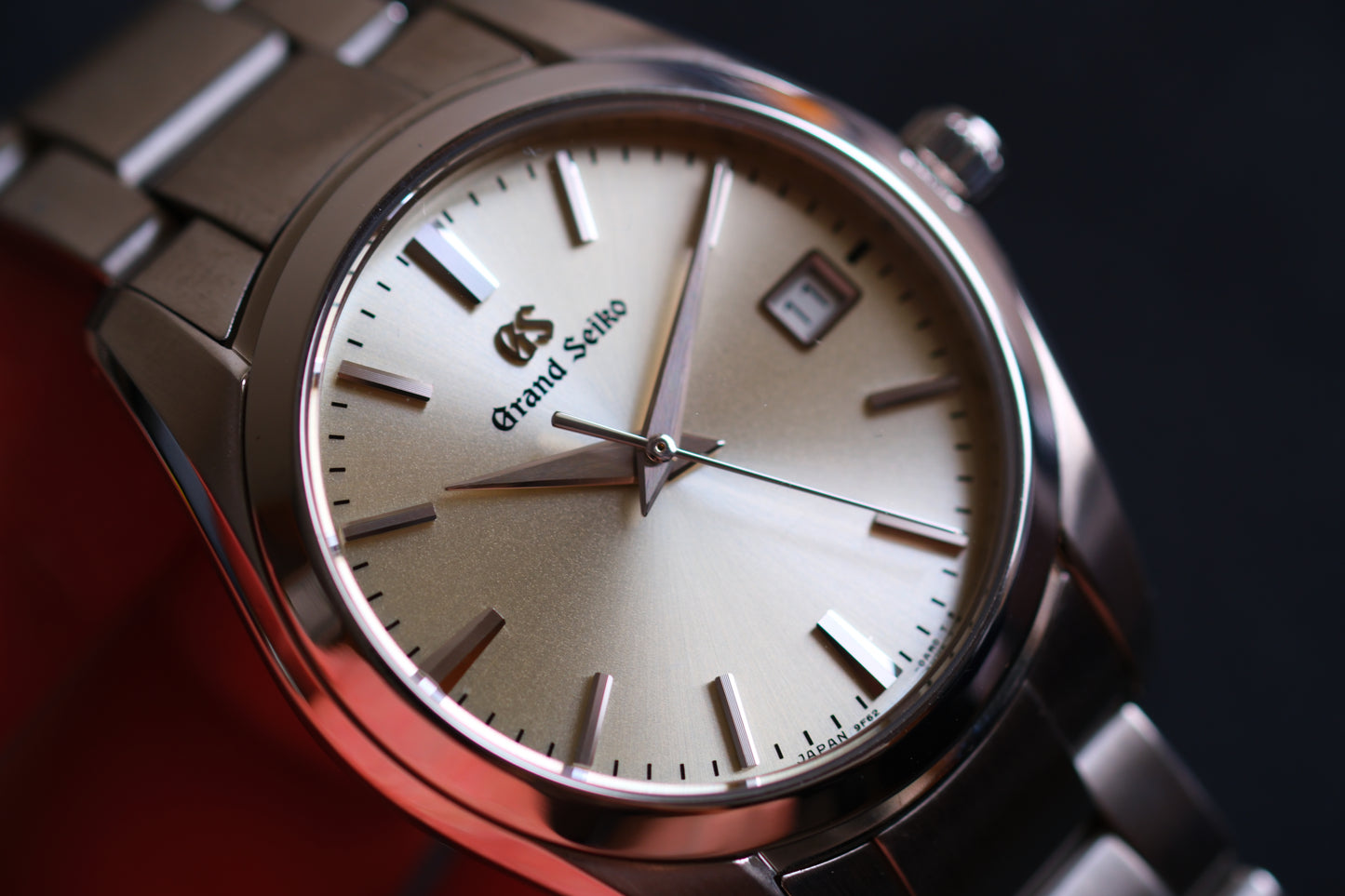 Grand Seiko SBGX263 9F62 Heritage 37mm Champange Dial Full Box Limited Card Excellent Condition
