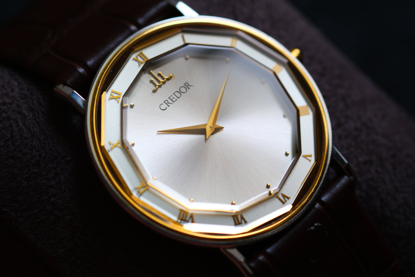 Credor 2F70-0290 SS/18KT Polygonal crystal design Beautiful Design White Dial