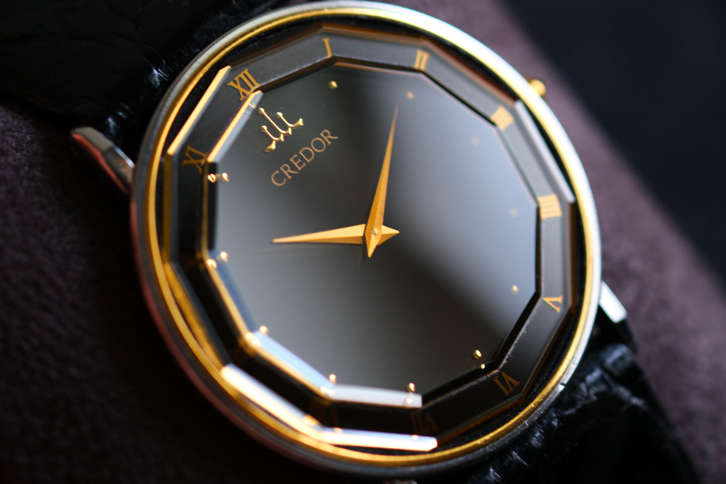 Credor 2F70-0291 SS/18KT Polygonal crystal design Beautiful Design Black Dial