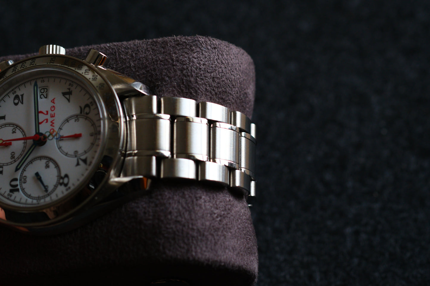 Omega Speedmaster 323.10.40.40.04.001 Specialities 2012 Olympic Games Collection Blue Red Hands | Good Condiition |Serviced