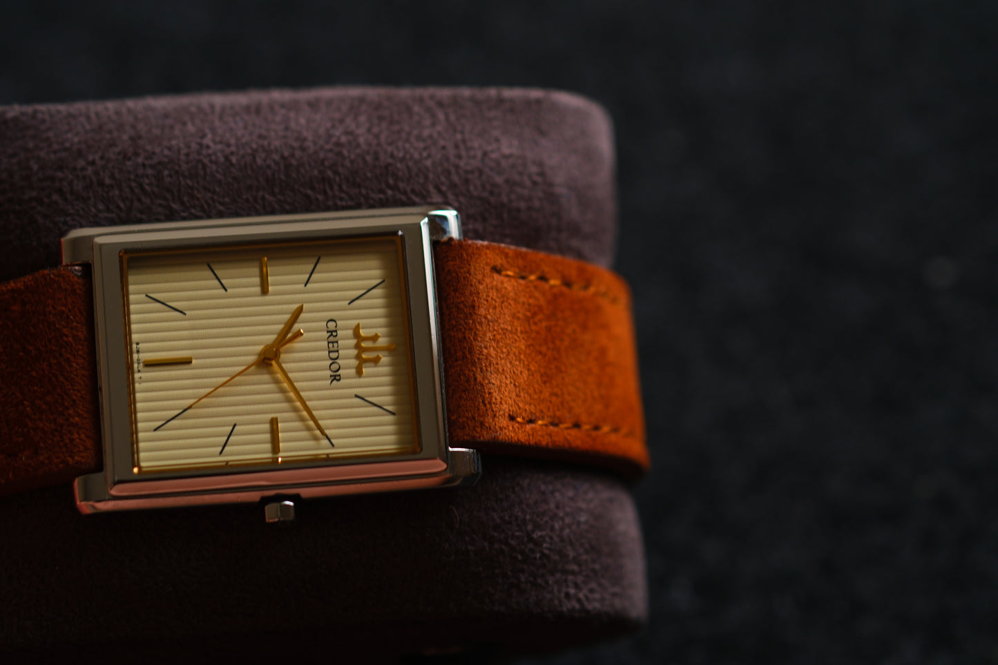 Credor Tank Signo GCAR049 8j81-0AK0 Fabric-textured dial Excellent Condition