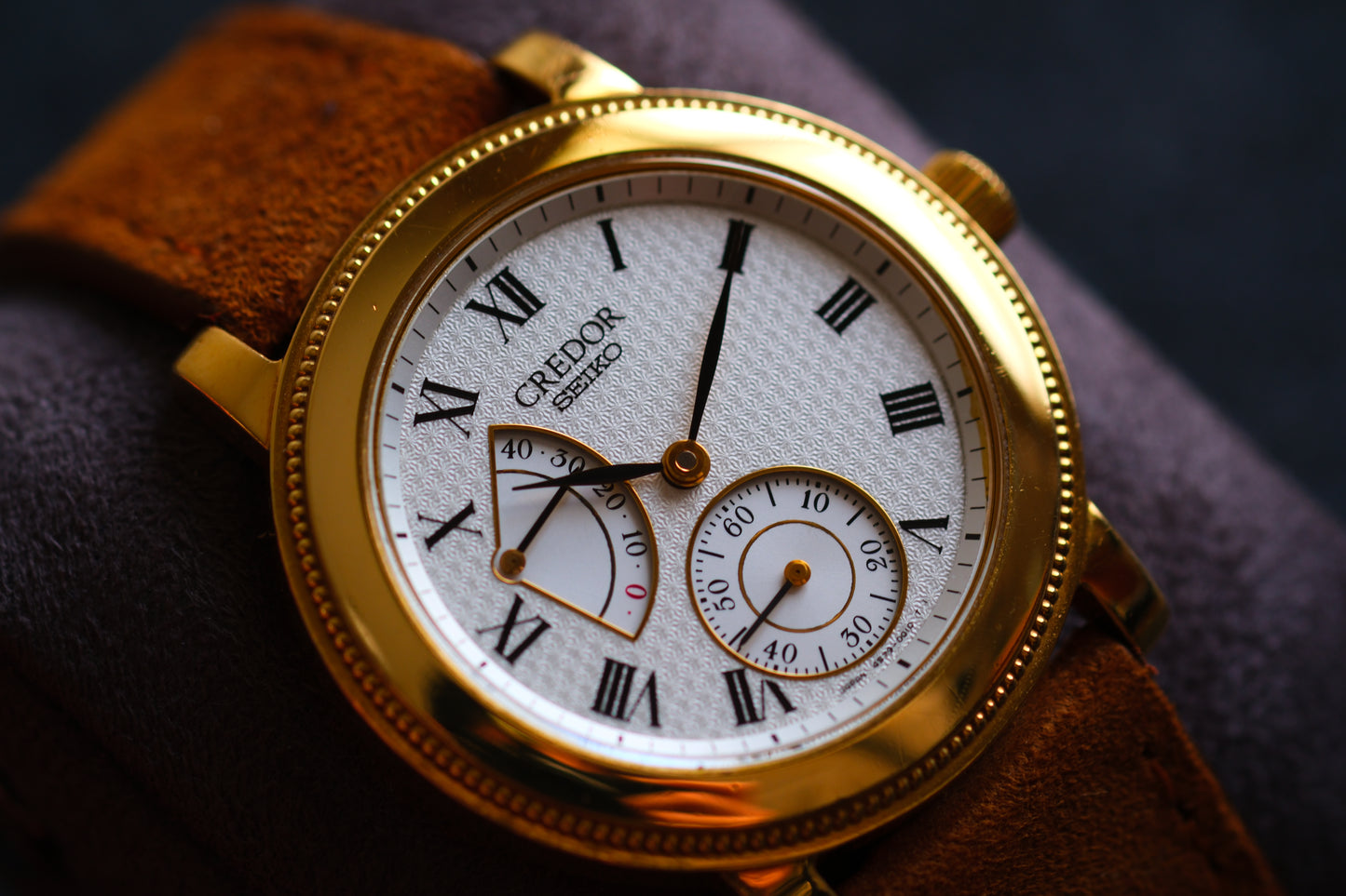 Credor GBAY996 4S79-0010 Full Solid 18K Gold Beautiful Texture Dial Dress watch Good Condition