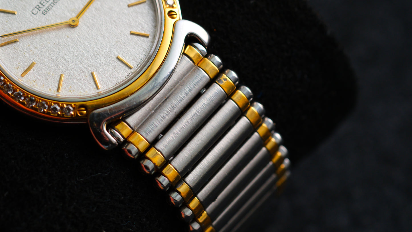 Credor Hattori 5A74-0290 18K Gold Diamond Bezel Beautiful Dial