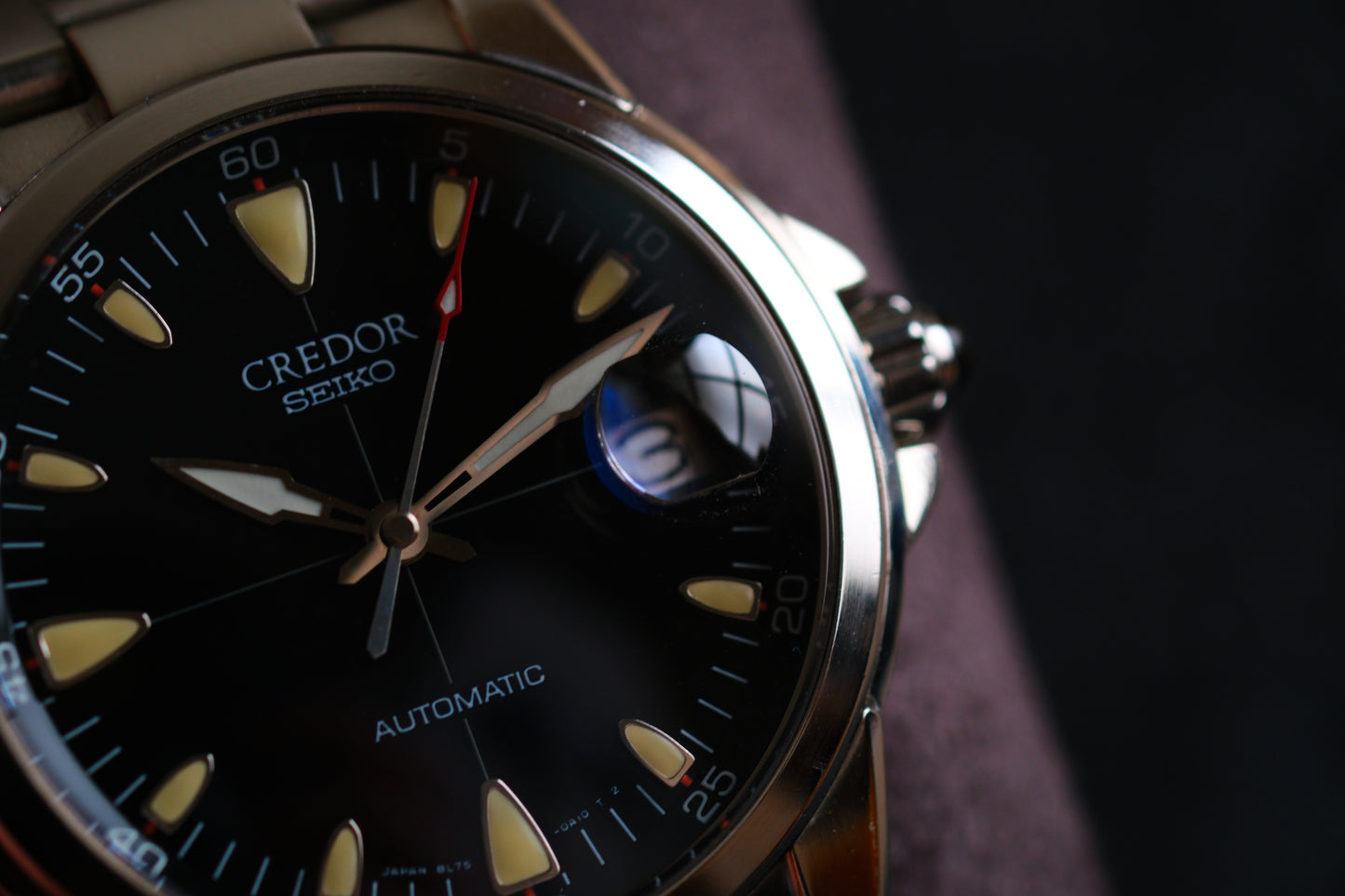Credor GCBR997 8L75-0A10 Phoenix Black Dial Excellent Condition Box Manual User