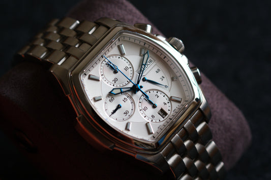 Credor Pacifique Tonneau GCBK993 6s77-00A0 Chrnograph White Dial Blue Hands| Full Serviced| Excellent Condition
