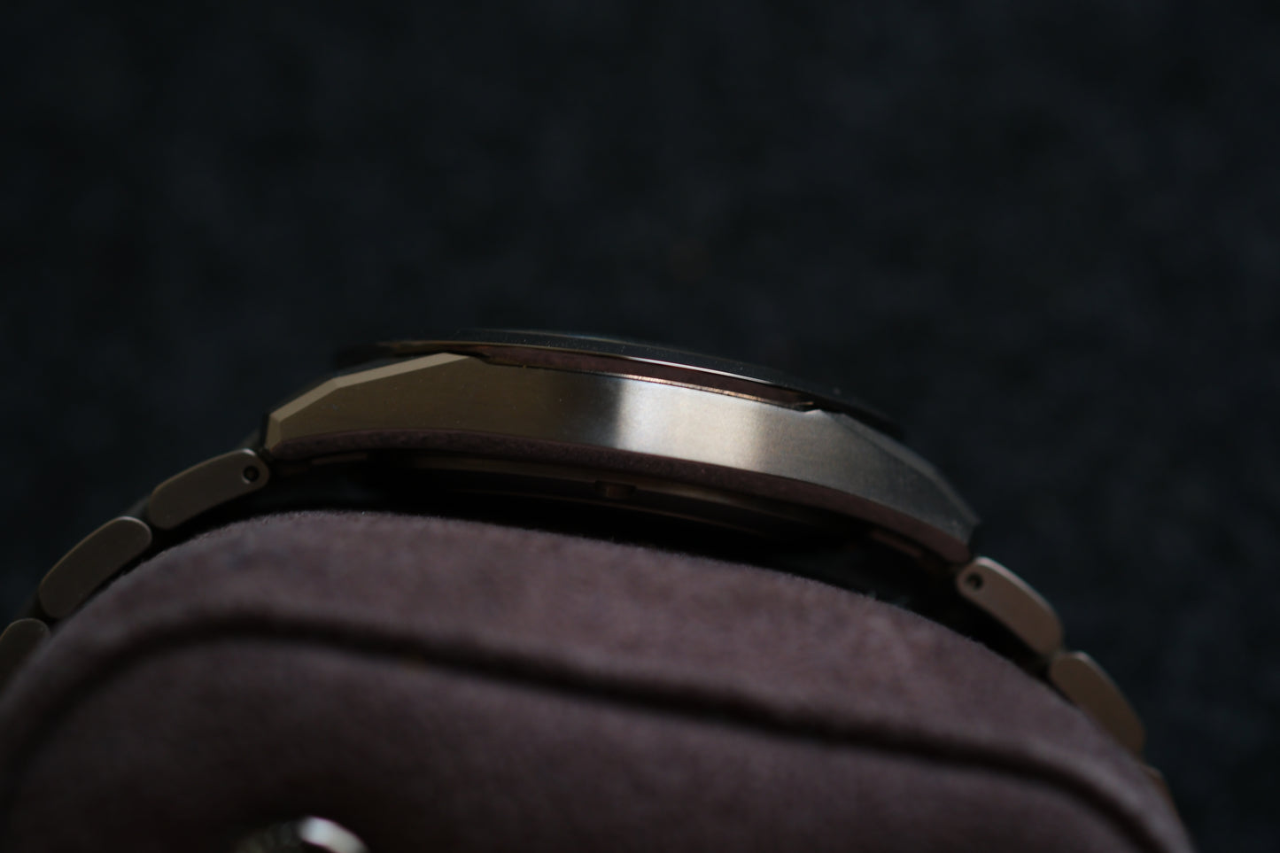 The Citizen AQ4100-57E Eco-Drive HAQ Beautiful Texture Dial Full Box Paper Date 26/5/2026