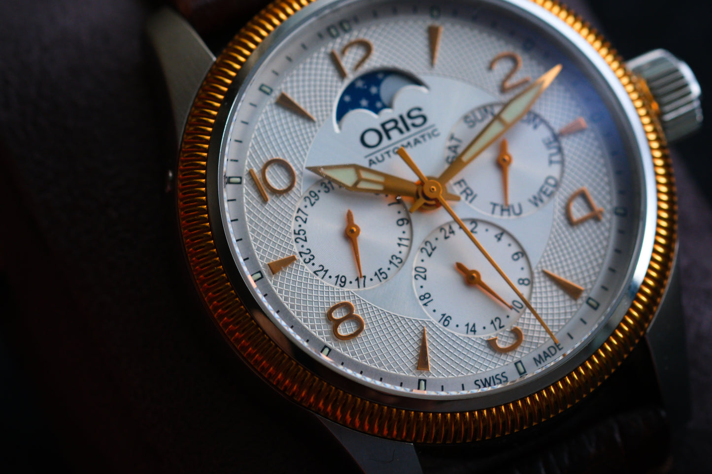 Oris Big Crown Complication Day-Date-GMT Steel Moonphase Guilloche dial Full Box Good Condition