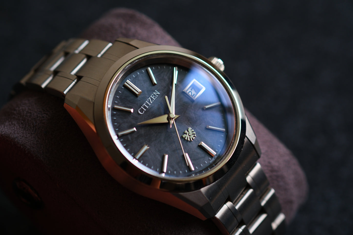 The Citizen AQ4100-57E Eco-Drive HAQ Beautiful Texture Dial Full Box Paper Date 26/5/2026
