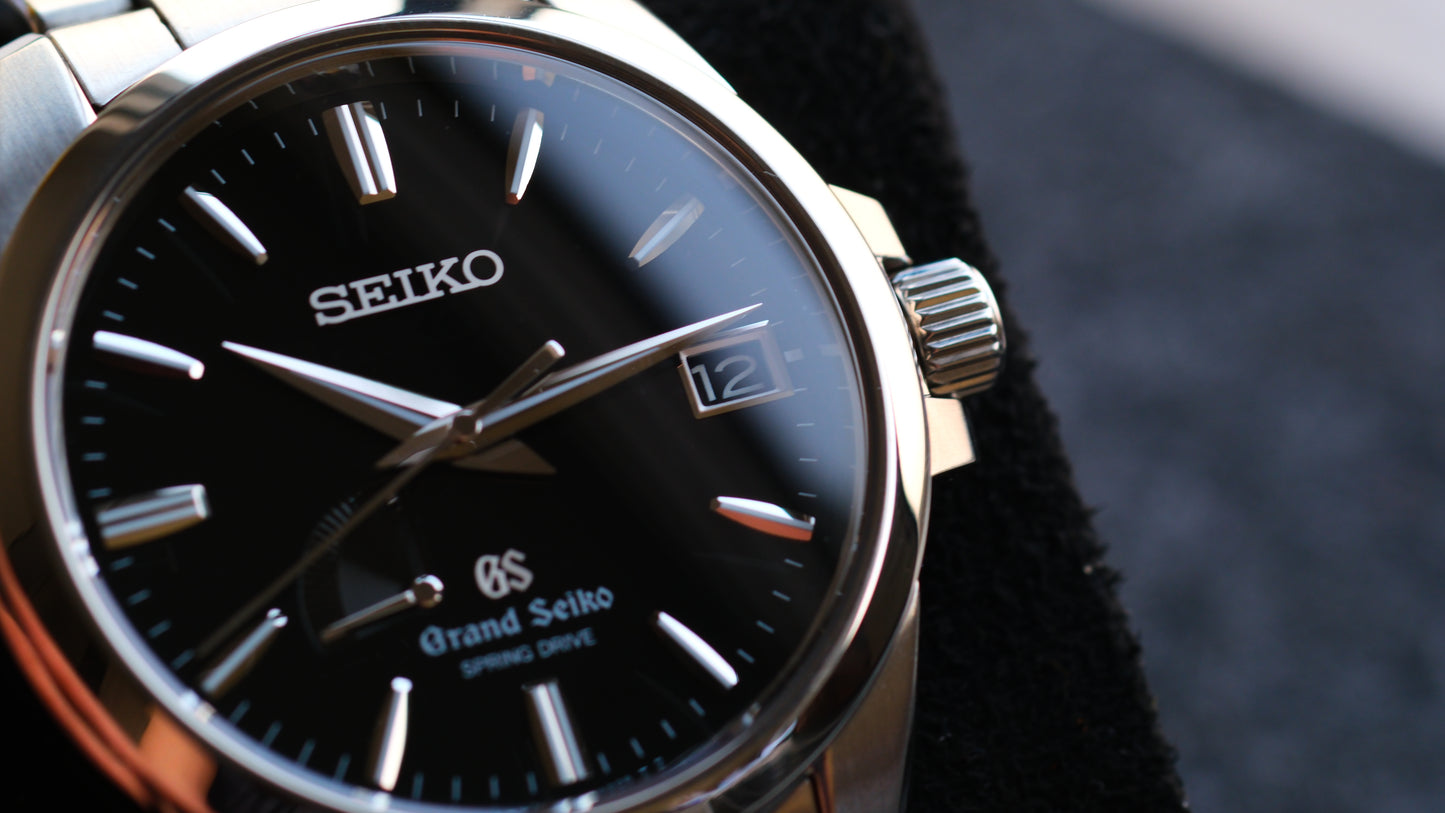 Grand Seiko Spring Drive 9R65-0AG1 Black Dial Excellent Dial Full Serviced